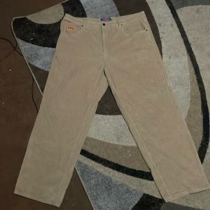 size 38 men’s corduroy empyre pants khaki color